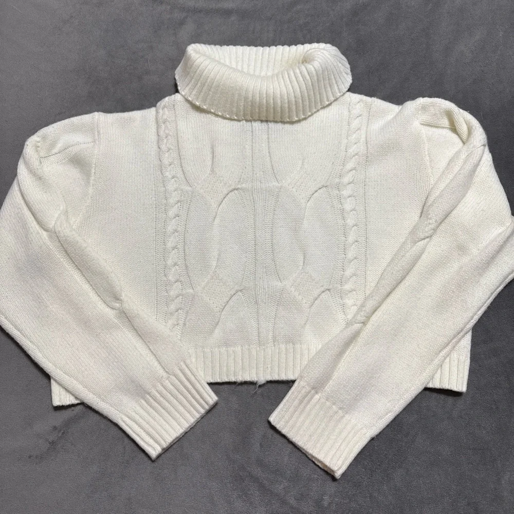 Cider Cropped Sweater
